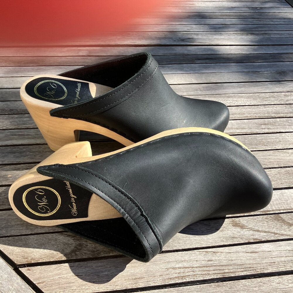 No 6 Old School Clog on High Heel in Black